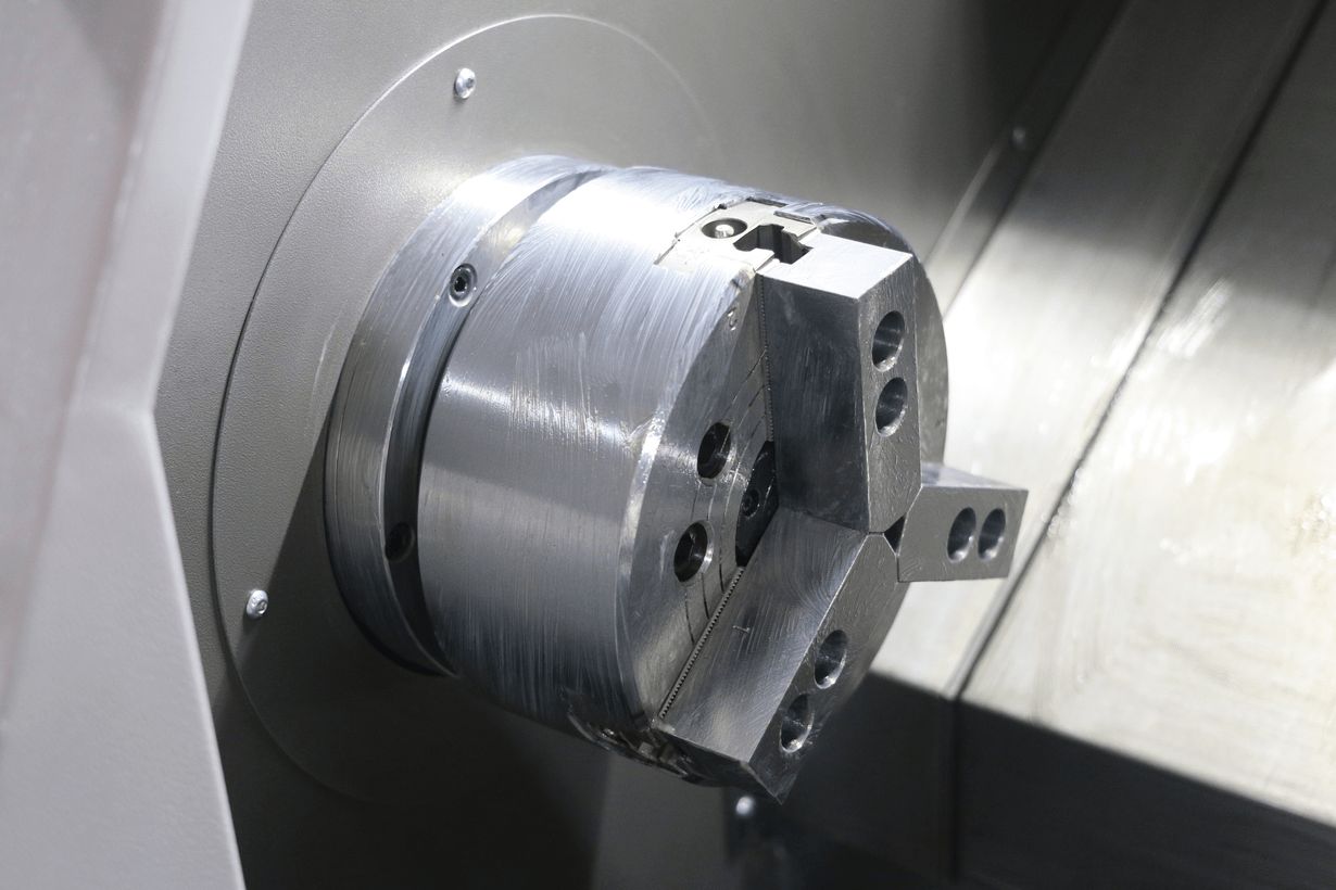 Токарный станок с ЧПУ JET KDCK-25F CNC (Fanuc 0i, гидрав. патрон, 3000 об/мин, деталеуловитель)