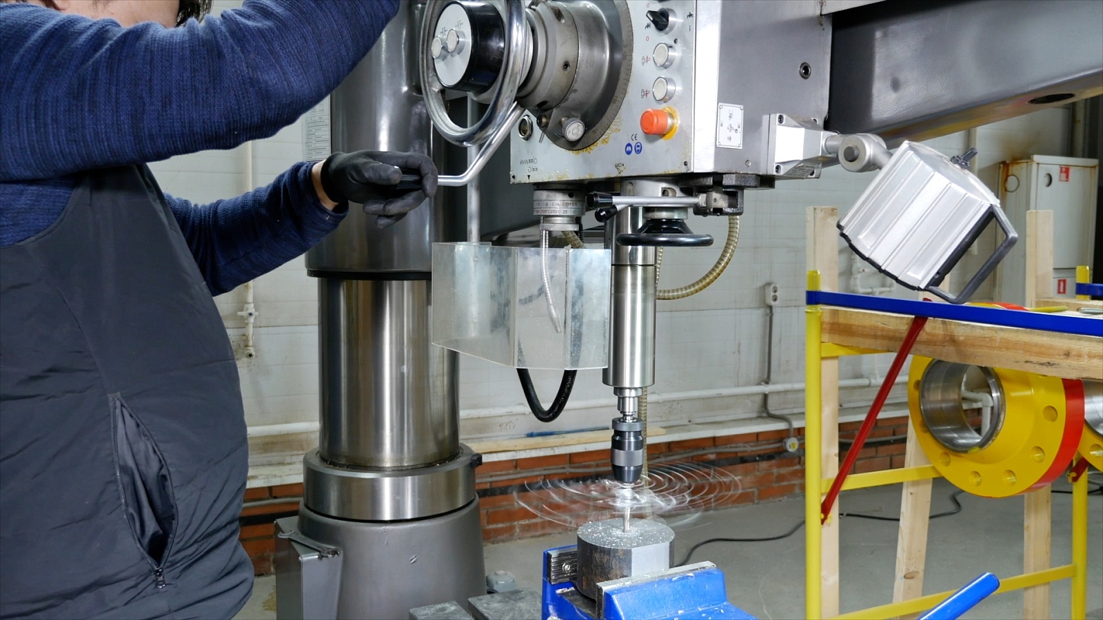 JET JRD-1600W Радиально-сверлильный станок 400В